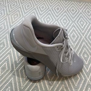Men’s Nike Metcon Sneakers